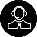 persona con símbolo de contorno delgado de auriculares en un círculo 