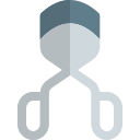 Eyelash curler icon